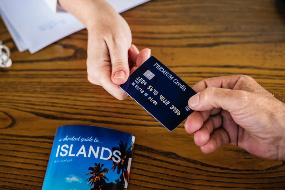 Checklist: Absicherung Konto und Kreditkarte auf Reisen