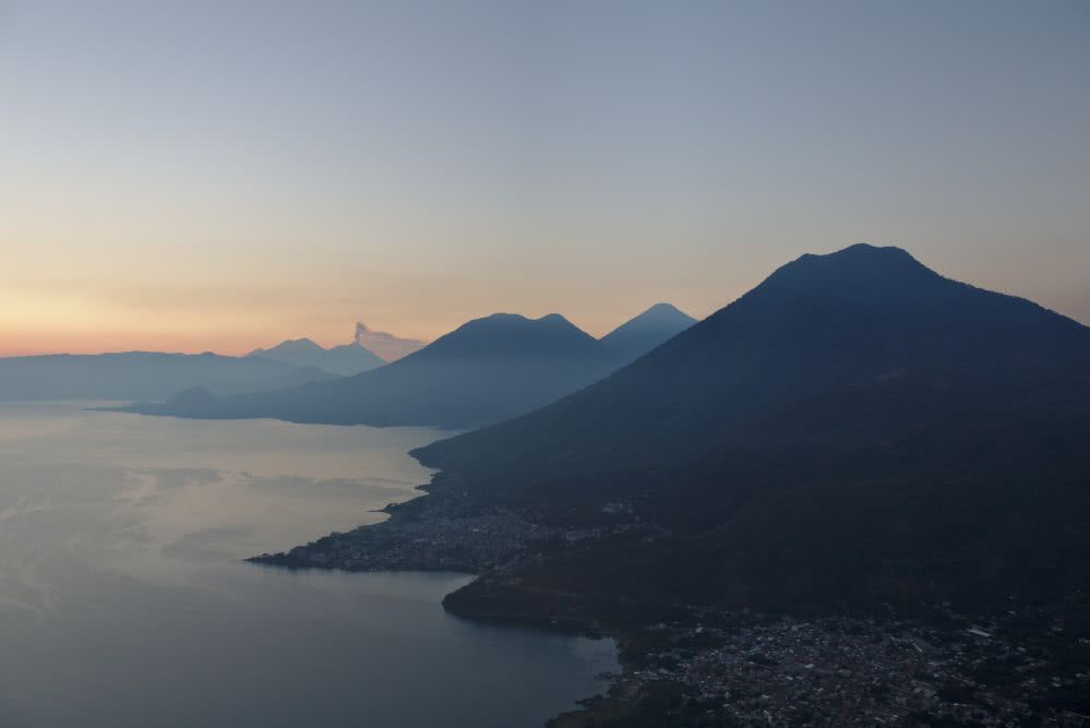 Irgendwann kam der Sonnenaufgang vom Vulkan aus immer näher