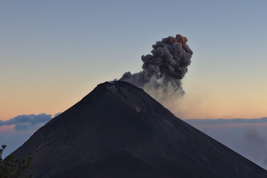 Sonnenuntergang auf den Acatenango Vulkan