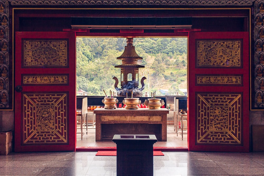 Schrein im Kek Lok Si Tempel auf Penang