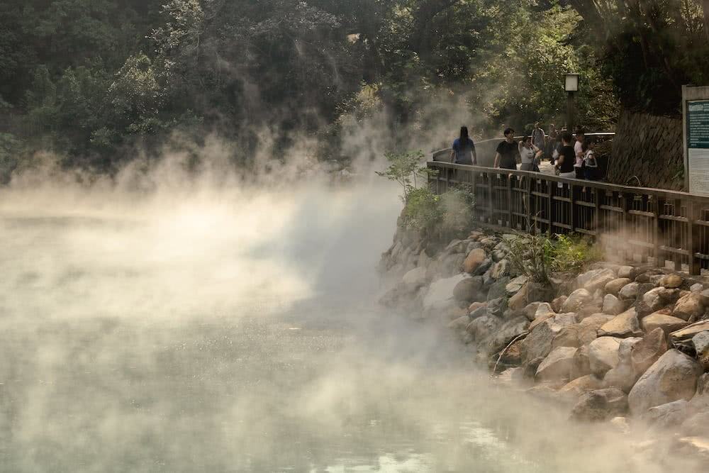 Weltreise: Taipei – Hinein in eine andere Welt 21 Ein heißer, dampfender See liegt am Ende des Thermal Valley.
