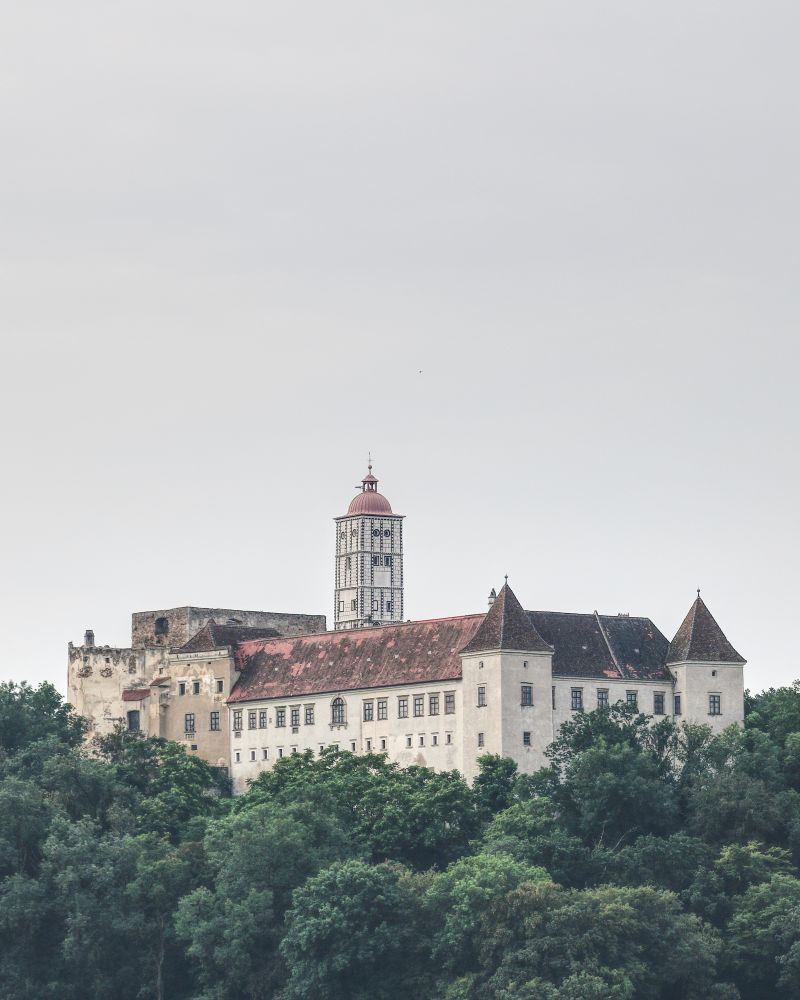 Das Schloss Schallaburg liegt etwas abseits des Donauufers