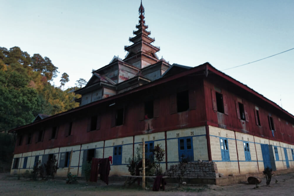 Die zweite Nacht schliefen wir in einem buddhistischen Kloster