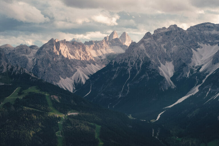 Blick vom KHW auf die Dolomiten in Südtirol (Foto: Stefan Galler)