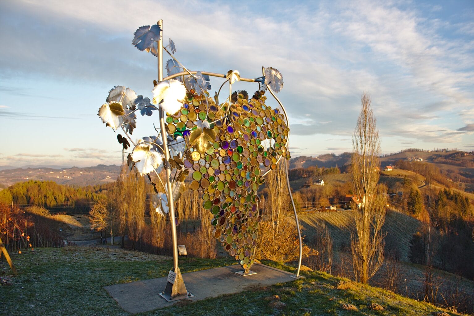 Größte Weintraube aus Glas