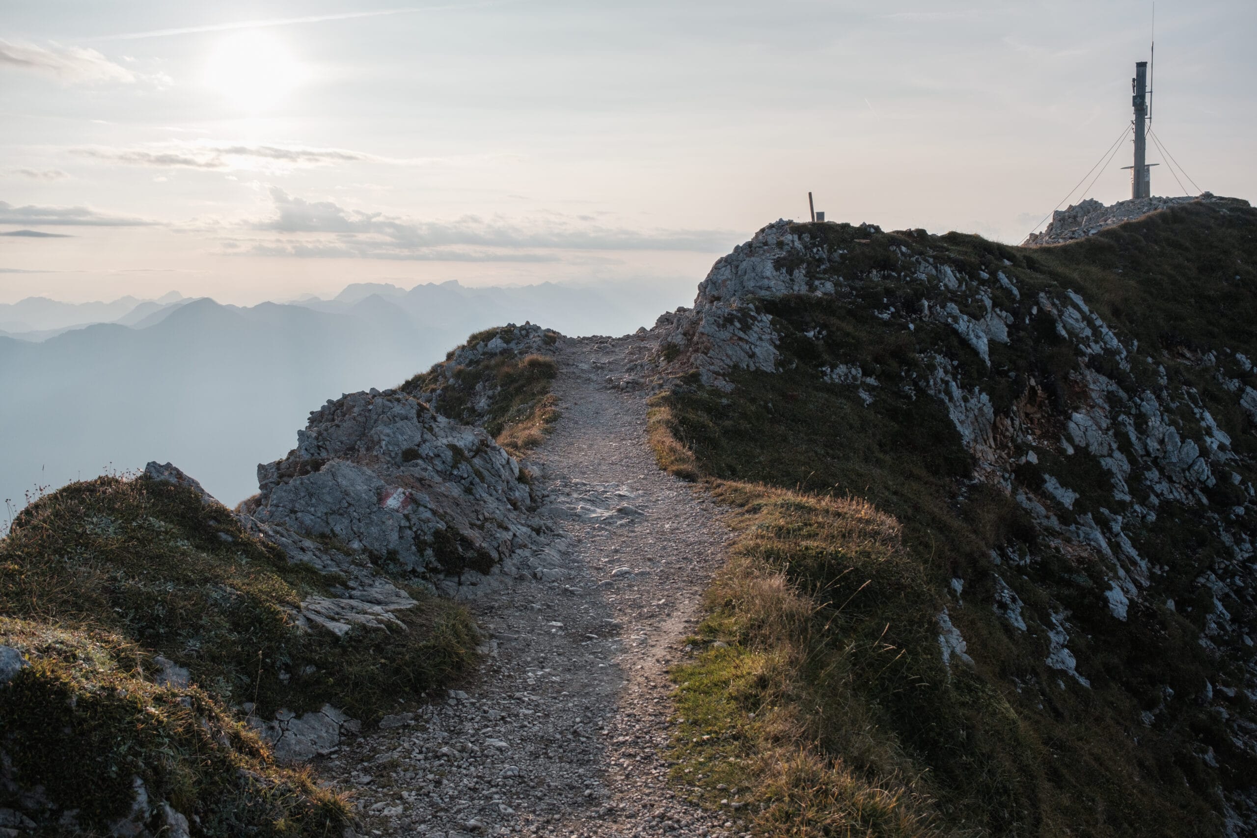 5 Gipfelkreuz-Wanderungen in Kärnten – Berge über 2.000 m mit Hütteneinkehr