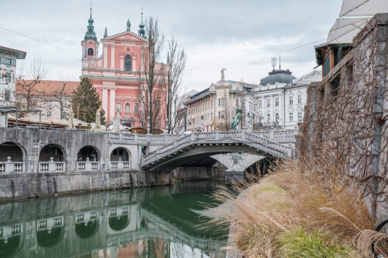 Blick auf den Prešeren-Platz