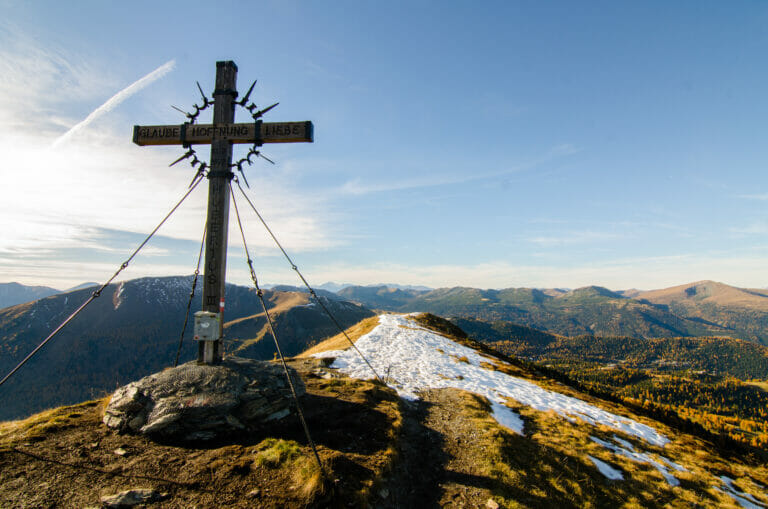 Das Gipfelkreuz am Schoberriegel (Foto von Rossmann)