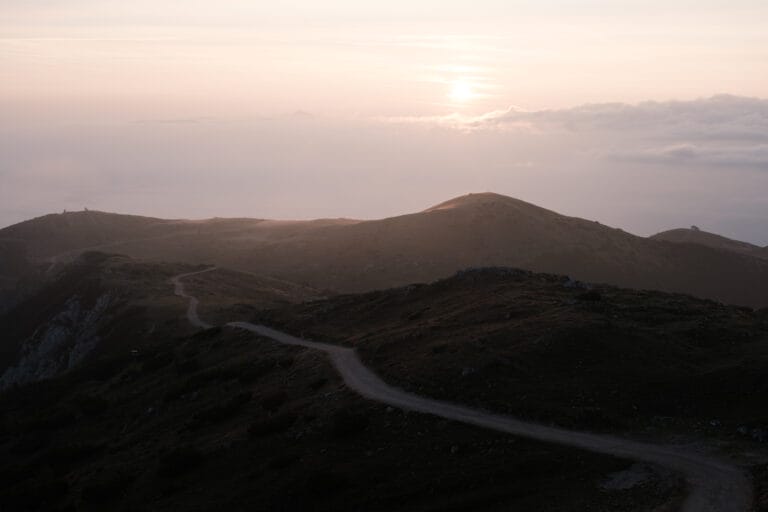 Wandern zum Sonnenaufgang