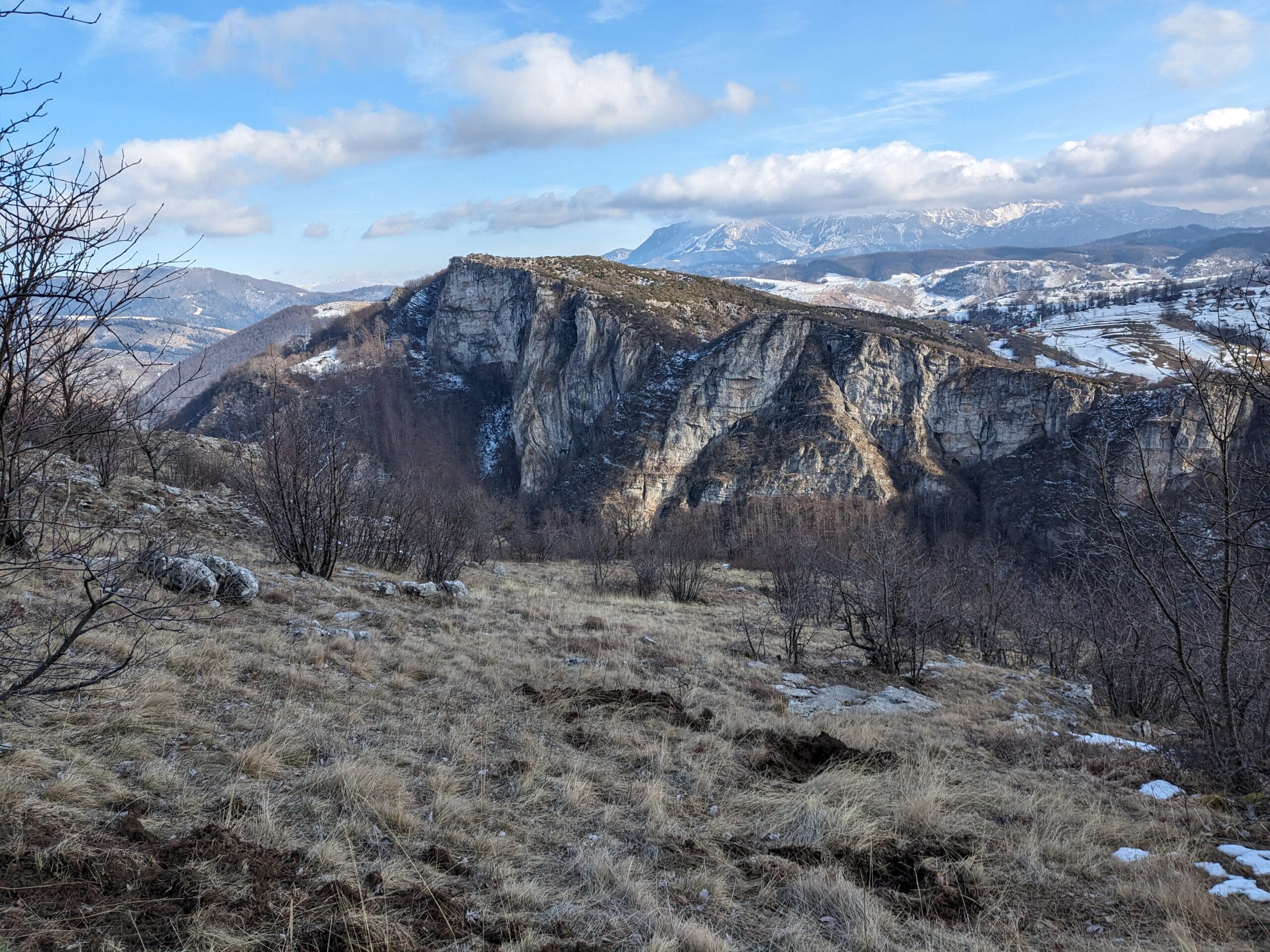 Wanderung zum Bergdorf Lukomir / Wandern in der Nähe von Sarajevo